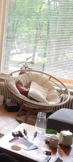 Rotan koepel stoel, Ophalen, Zo goed als nieuw