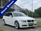 BMW 3 Serie Touring 320i *Panoramadak*GrootNavi*Stoelverwarm, Zwart, 4 cilinders, Wit, Handgeschakeld