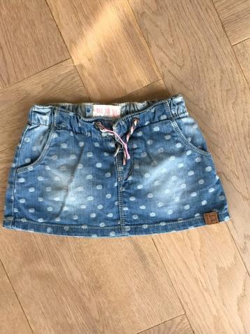 Leuk spijkerrokje van ZARA maat 92, met vast broekje beschikbaar voor biedingen