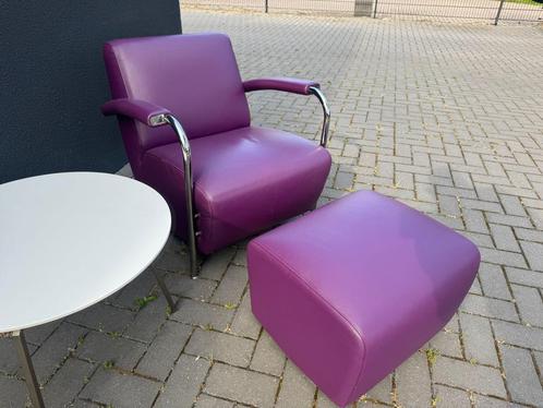 Leolux Scylla + poef, Huis en Inrichting, Fauteuils, Zo goed als nieuw, Leer, 50 tot 75 cm, 75 tot 100 cm, Ophalen