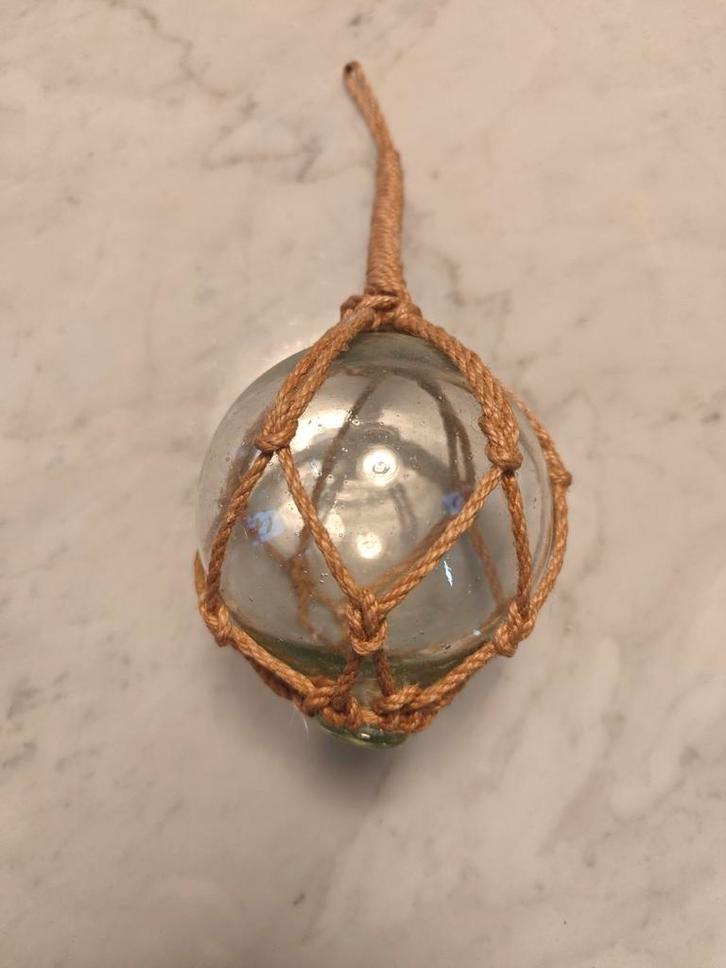 Oude glazen drijver - fishing float, Antiek en Kunst, Antiek | Woonaccessoires, Ophalen of Verzenden