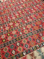 Vintage handgeweven perzische qashqai kelim 344x300, Huis en Inrichting, Stoffering | Tapijten en Kleden, Info@SlatsAntiek.nl