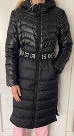Nikkie Dames Winterjas Maat 38 - Zwart met Riem, Maat 38/40 (M), Zwart, Ophalen of Verzenden, Zo goed als nieuw