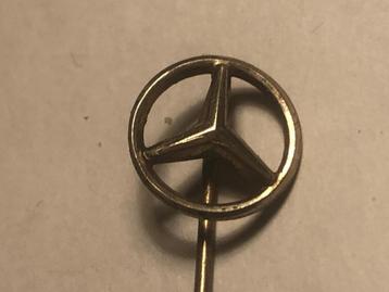 Metalen MERCEDES BENZ STER AUTOMERK Speld (Metaalkleur). beschikbaar voor biedingen