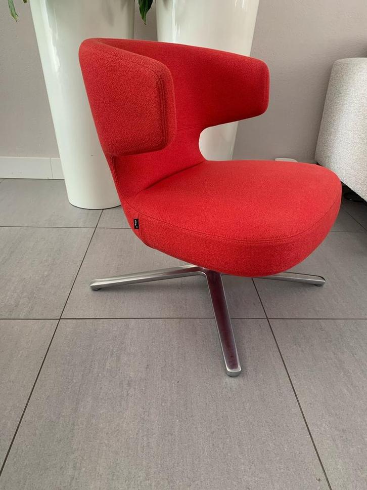 Vitra Antonio citterio Petit Repos rood, Huis en Inrichting, Fauteuils, Zo goed als nieuw, Stof, Minder dan 50 cm, Verzenden