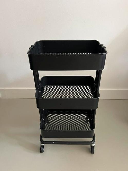 IKEA RÅSKOG roltafel – zwart (35x45x77 cm), Huis en Inrichting, Woonaccessoires | Krantenbakken en Lectuurbakken, Zo goed als nieuw