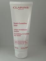 Clarins Nutri-Lumiere Day Cream Salonformaat Tube 100 ml, Sieraden, Tassen en Uiterlijk, Uiterlijk | Gezichtsverzorging, Nieuw