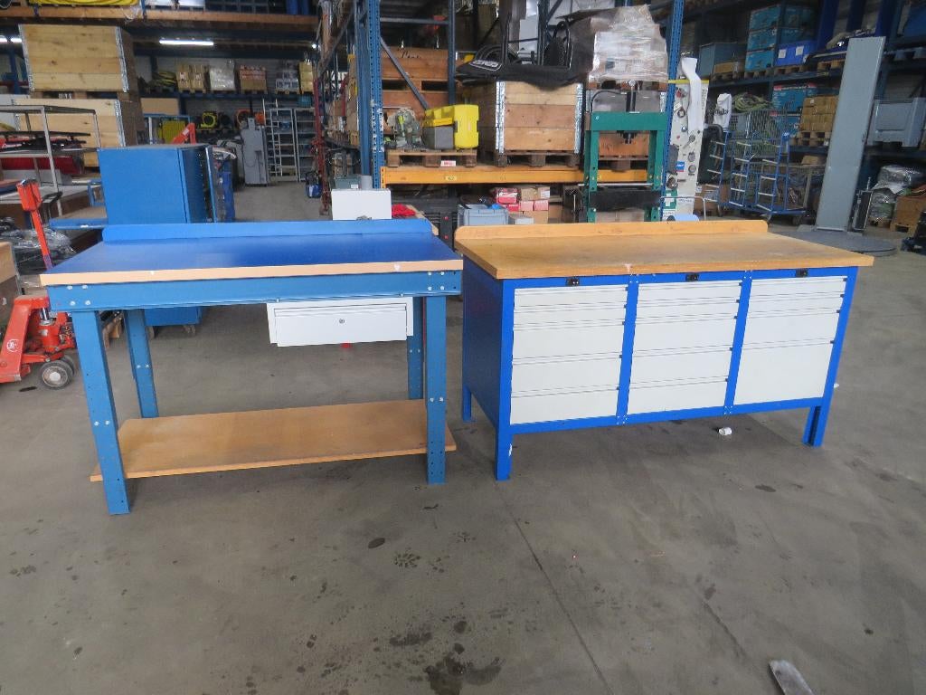 werkbank werkbanken werktafel met lades, Doe-het-zelf en Verbouw, Gebruikt, Zandhaarweg, Ophalen of Verzenden, 170 cm of meer