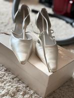 Trouwschoenen - Slechts 1x Gedragen!, Ophalen of Verzenden, Zo goed als nieuw, Wit, Schoenen met hoge hakken