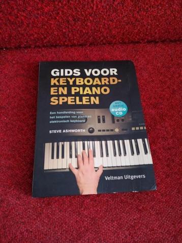 Gids voor keyboard en piano spelen 9789048300648 beschikbaar voor biedingen