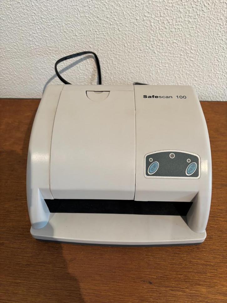 Vals Gelddetector Safescan 100, Postzegels en Munten, Munten en Bankbiljetten | Toebehoren, Valsgelddetector, Ophalen of Verzenden