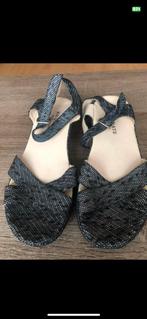 Brunate sandalen, Ophalen, Zo goed als nieuw