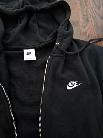 Nieuw vest Nike Club Basketball Fleece maat S hoodie beschikbaar voor biedingen