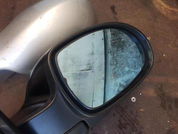Rechterbuitenspiegel citroen c5. beschikbaar voor biedingen
