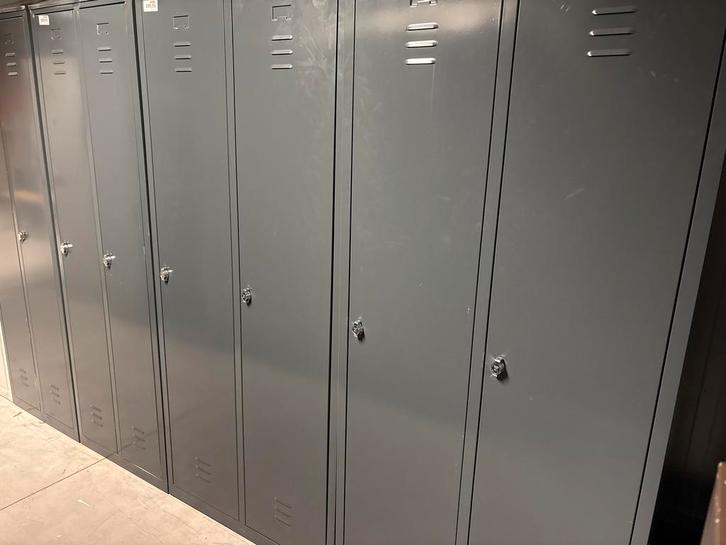 Metalen Garderobekasten - antraciet, Huis en Inrichting, Kasten | Lockerkasten, Gebruikt, Ophalen of Verzenden