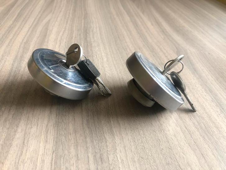 Tankdoppen Austin Mini - Twee Stuks, Auto-onderdelen, Overige Auto-onderdelen, Mini, Gebruikt, Ophalen of Verzenden