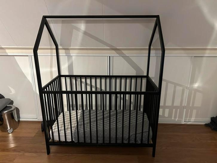 Lief bedhuisje ledikant, Kinderen en Baby's, Babywiegjes en Ledikanten, Gebruikt, Ledikant, Ophalen