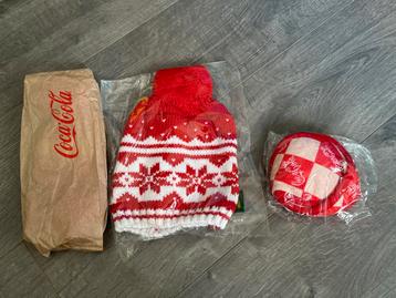 Coca cola winter assecoires beschikbaar voor biedingen