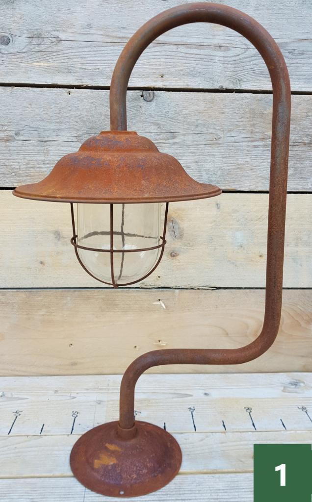 Roestige vloerlampen en tafellampen van cortenstaal, Huis en Inrichting, Lampen | Vloerlampen, Nieuw, 150 tot 200 cm, Glas, Metaal