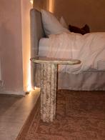 Lichtbruin marmeren bijzettafel - 45 cm hoog, 45 tot 60 cm, Overige materialen, Minder dan 55 cm, Ophalen of Verzenden