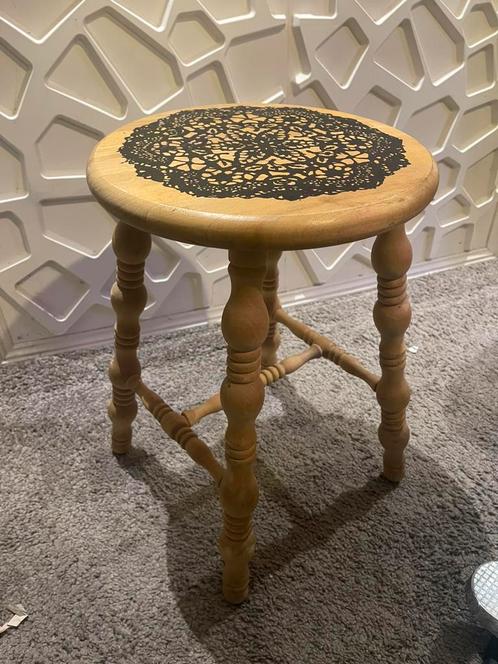 Vintage Ikea ps 1999 Ekekull houten plantentafeltje krukje, Huis en Inrichting, Krukjes, Gebruikt, Hout, Ophalen of Verzenden