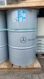 Orginele mercedes lege olietonnen olieton oliedrum, Ophalen, Zo goed als nieuw