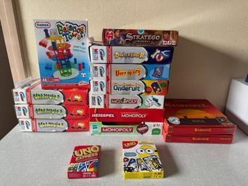 VERSCHILLENDE reisspelletjes en kaartspellen €5,- PER SPEL. beschikbaar voor biedingen