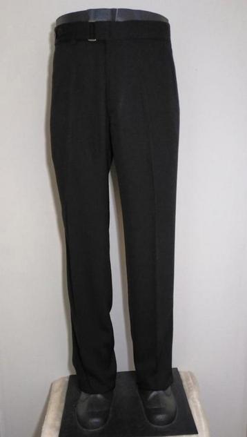 Zwarte pantalon van 100% wol van Armani  beschikbaar voor biedingen