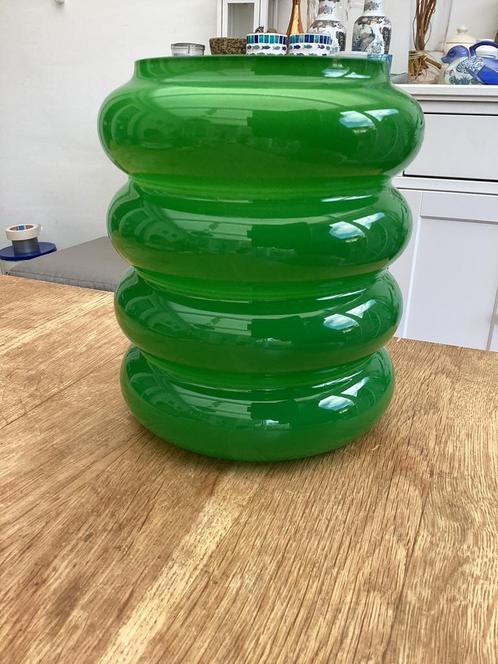 Vintage IKEA Anne Nilsson Vaas - Groen Glas 17cm hoog, Antiek en Kunst, Antiek | Vazen, Ophalen of Verzenden
