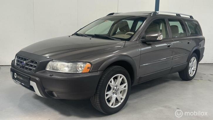 Volvo XC70 2.5 T Summum SCHUIFDAK/LEER, Auto's, Volvo, Bedrijf, Te koop, XC70, 4x4, ABS, Airbags, Airconditioning, Alarm, Bochtverlichting