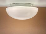 Plafondlamp opaalglas Massive afmeting doorsnee 25 cm, Huis en Inrichting, Lampen | Plafondlampen, Ophalen of Verzenden, Gebruikt
