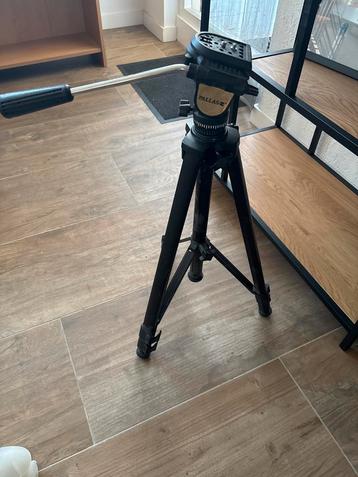 Pallas Driepoot Statief beschikbaar voor biedingen