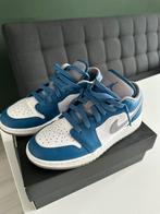 Air Jordan 1 Low (GS), Ophalen of Verzenden, Gedragen, Blauw, Sneakers of Gympen