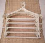 Vintage kleding-/broekhangers kunststof, per stuk  € 7,50, Ophalen of Verzenden, Gebruikt, Kunststof, Volwassenen