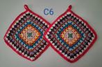 C6. 2 gehaakte pannenlappen verschillende kleuren, Hobby en Vrije tijd, Breien en Haken, Ophalen of Verzenden, Nieuw, Haken, Overige typen
