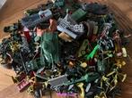 Grote verzameling plastic soldaatjes en voertuigen, Ophalen of Verzenden, Gebruikt, Jongen of Meisje