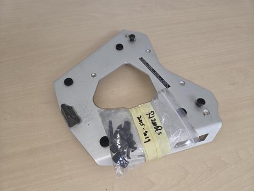 Topkofferplaat GIVI Monokey BMW R1200 R, RS & R1250 R, RS, Motoren, Onderdelen | BMW