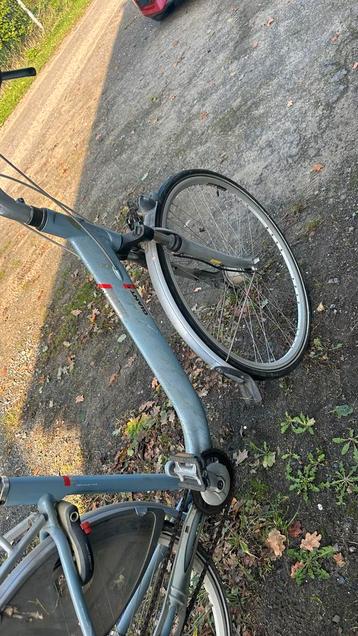 2 Opknapfietsen: Heren & Dames beschikbaar voor biedingen