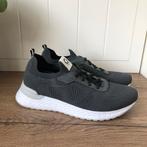 Grijze Sneakers - Maat 42, Kleding | Dames, Schoenen, Ophalen of Verzenden, Zo goed als nieuw, Grijs, Sneakers of Gympen