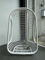 Witte Hangstoel van Rotan, Huis en Inrichting, Stoelen, Ophalen, Gebruikt, Wit, Riet of Rotan