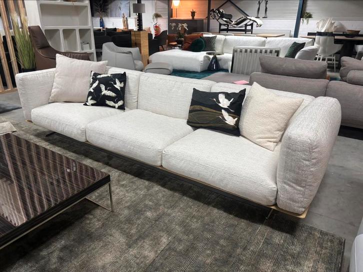 Flexform Softdream 95x300cm in stof Cat. Extra LP € 12.180,-, Huis en Inrichting, Banken | Bankstellen, Zo goed als nieuw, Rechte bank