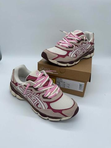 Asics Gel NYC Cream Sweet Pink maat 44 nieuw roze bruin wit beschikbaar voor biedingen