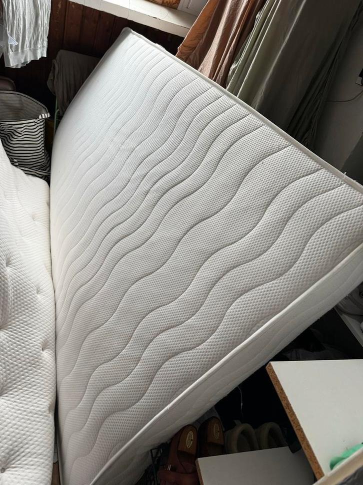 Matras 130x200 + topmatras & 2 lattenbodems (70x200), Huis en Inrichting, Slaapkamer | Matrassen en Bedbodems, Gebruikt, Matras