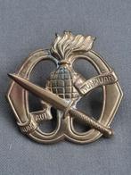 Baretembleem korps commandotroepen (oogjes), Ophalen of Verzenden, Landmacht, Nederland, Embleem of Badge