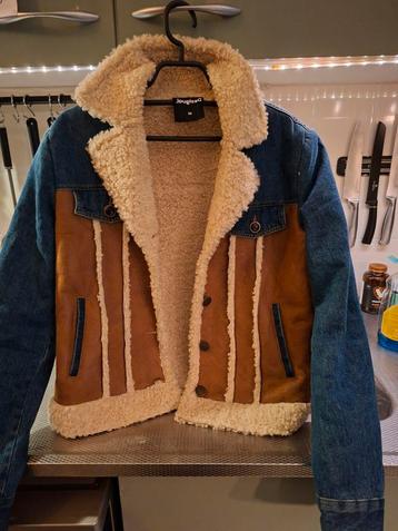 Desigual Jas Dames Maat M - Zo Goed Als Nieuw! beschikbaar voor biedingen