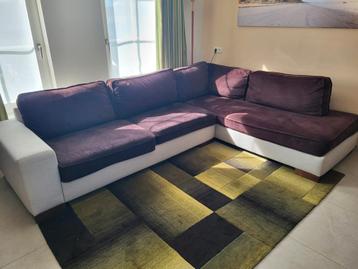 Supermooie hoekbank 2.10x3.00m beschikbaar voor biedingen