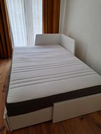 IKEA Flekke Bedbank 80x200 wit met 2 Lades en 140x200 matras, Huis en Inrichting, Ophalen, Eenpersoons, Wit, Zo goed als nieuw