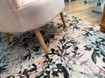 Roze Fauteuil - Stijlvol & Comfortabel, Ophalen, Minder dan 75 cm, Zo goed als nieuw, 50 tot 75 cm
