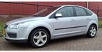 Ford Focus 1.6-16V Trend, Auto's, 1596 cc, Gebruikt, Zwart, 4 cilinders