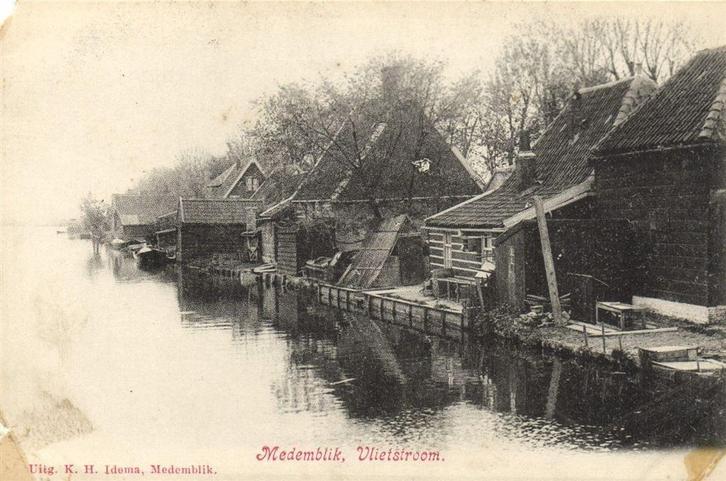 Medemblik, Vlietstroom. - B-keus - ongelopen, Verzamelen, Ansichtkaarten | Nederland, Ongelopen, Noord-Brabant, Voor 1920, Ophalen of Verzenden